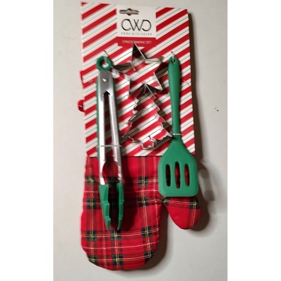 Core Kitchen Other - Holiday Baking Set Silicone Stainless Steel Tongs Oven Mitt Gift Idea